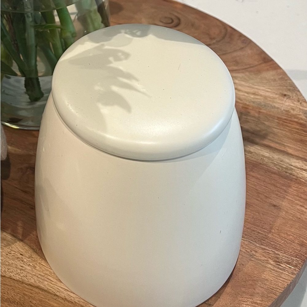 Umbra Cream Ceramic Accent
